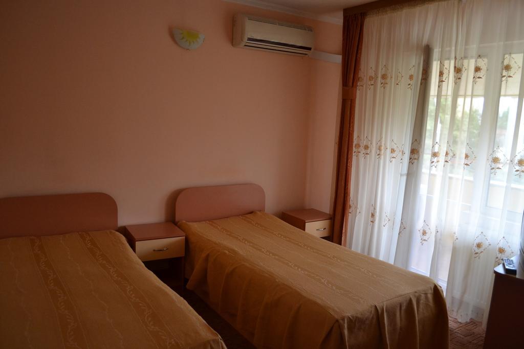 Pension Coral Baia Mare Ruang foto
