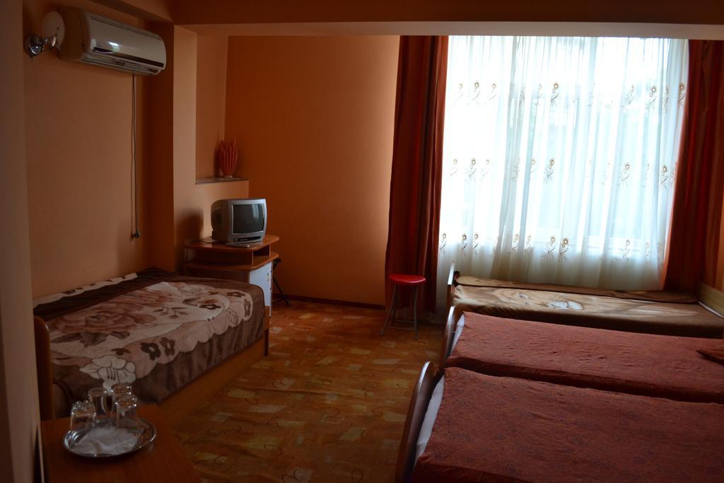 Pension Coral Baia Mare Ruang foto